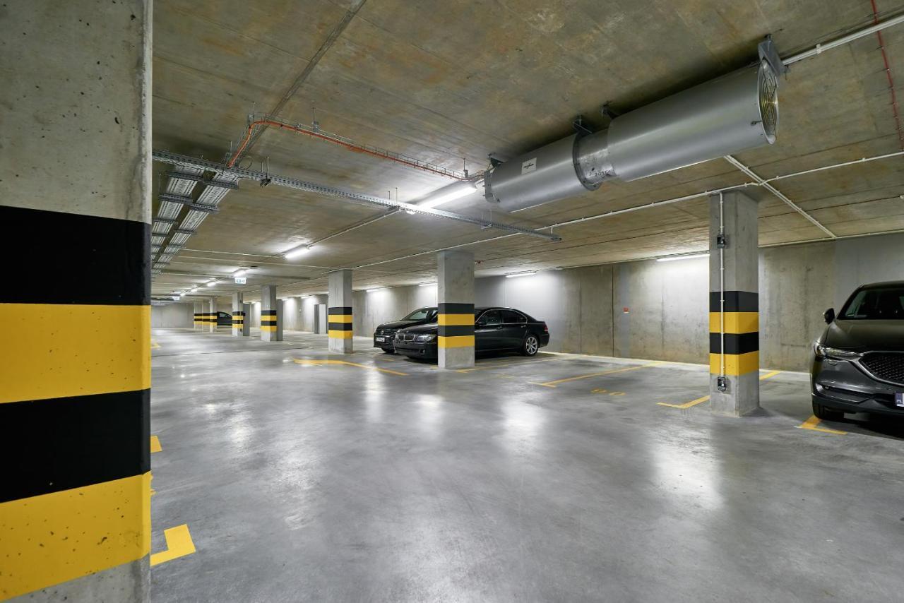 Exclusive Apartments Gwiazdzista With Free Garage Wroclaw By Noclegi Renters Eksteriør bilde