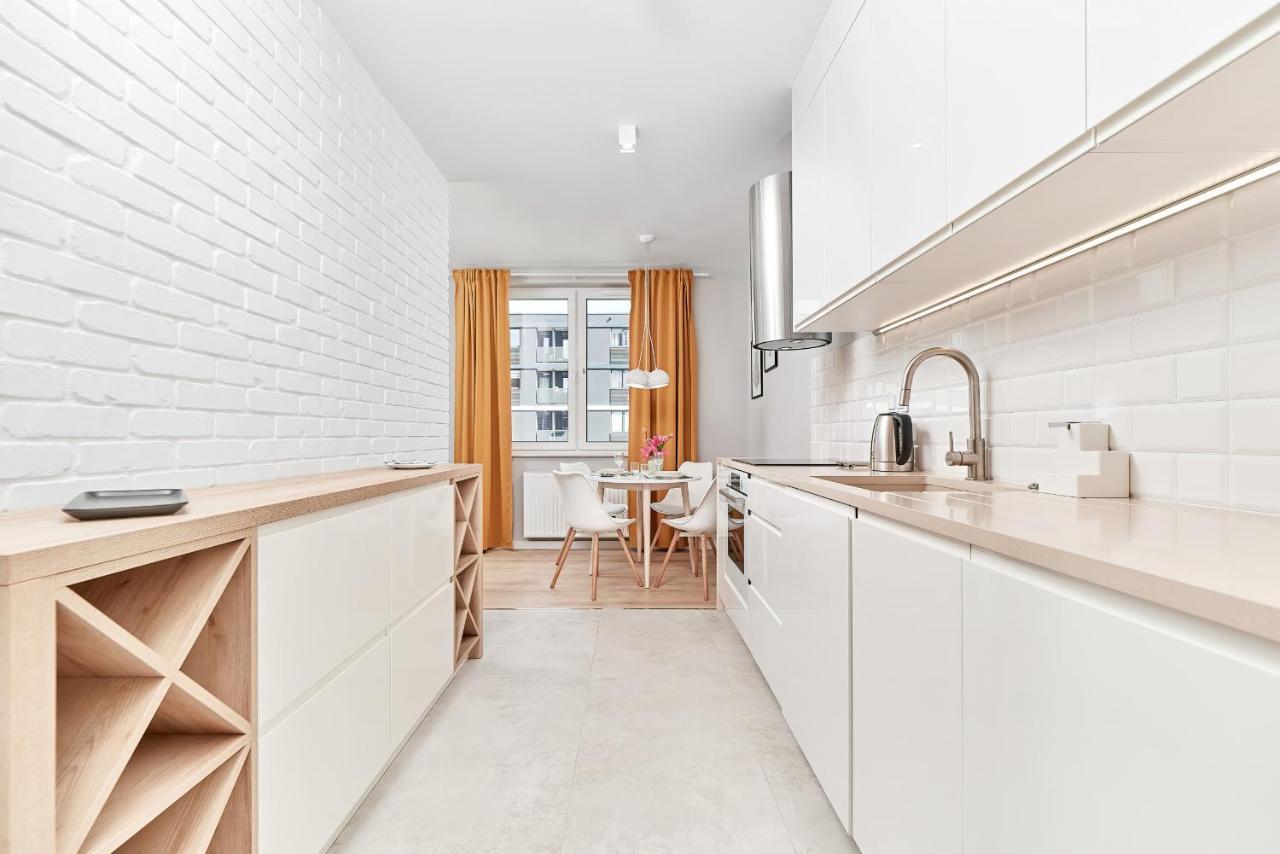 Exclusive Apartments Gwiazdzista With Free Garage Wroclaw By Noclegi Renters Eksteriør bilde