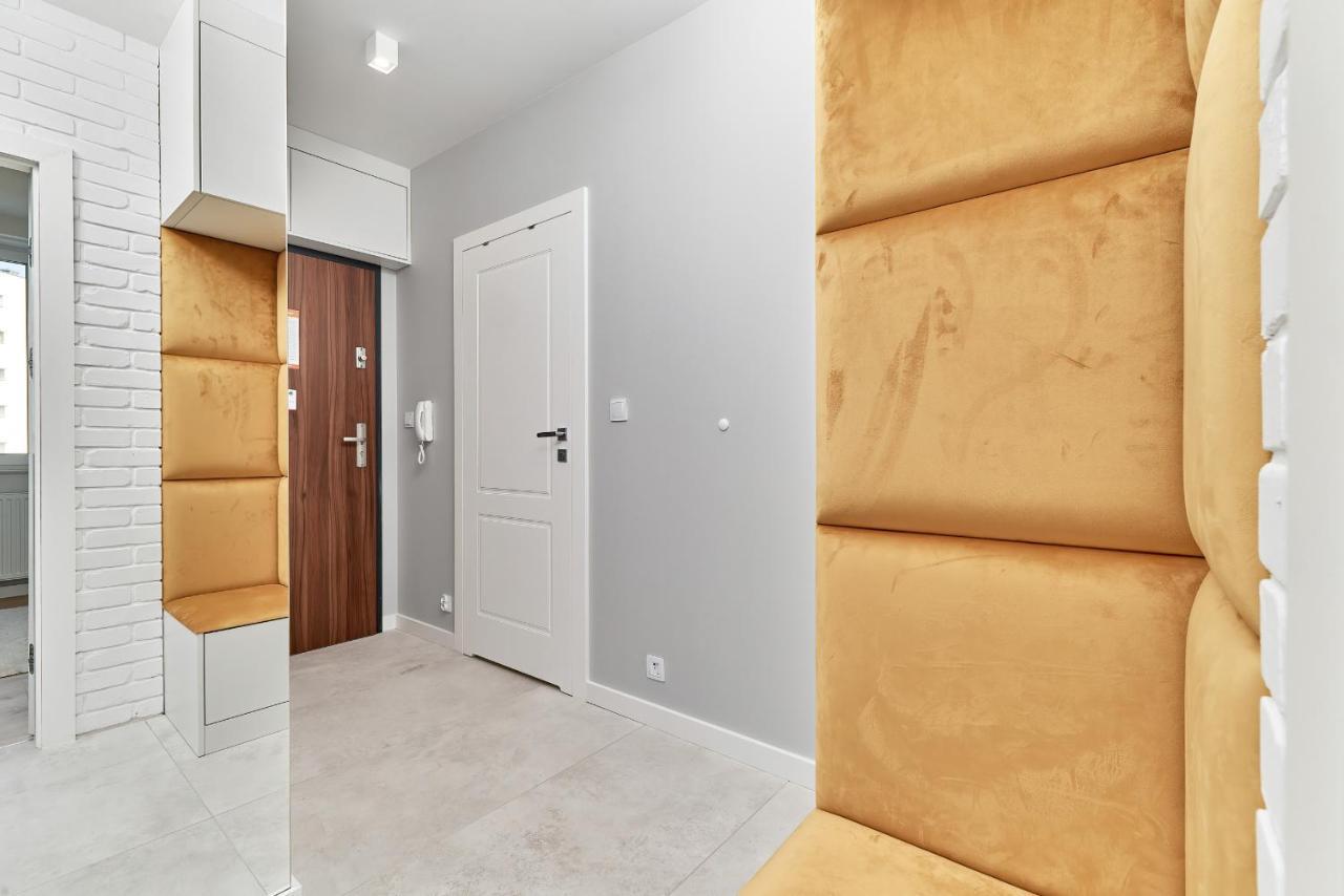 Exclusive Apartments Gwiazdzista With Free Garage Wroclaw By Noclegi Renters Eksteriør bilde